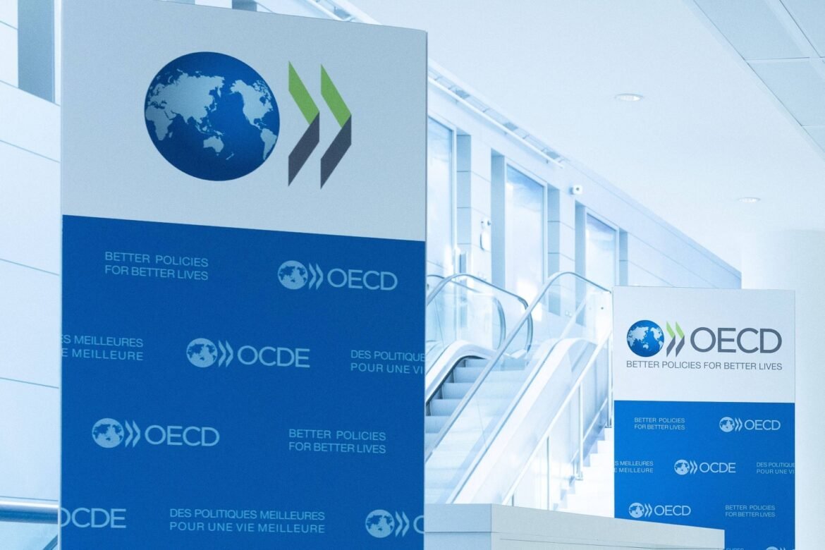 Global inflation to linger and Fed to hike again, OECD says