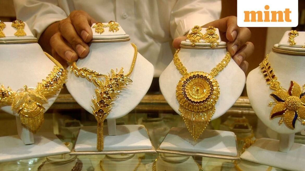 Gold and silver price today, Sept 21: Check retail rates of 24K, 22K gold and 999 silver in Mumbai, Delhi, other cities