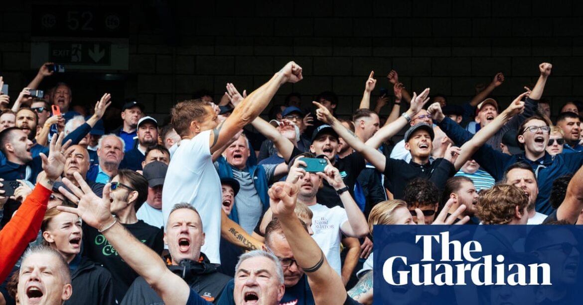 Lions and Irons: the Dockers derby – a photo essay | Championship