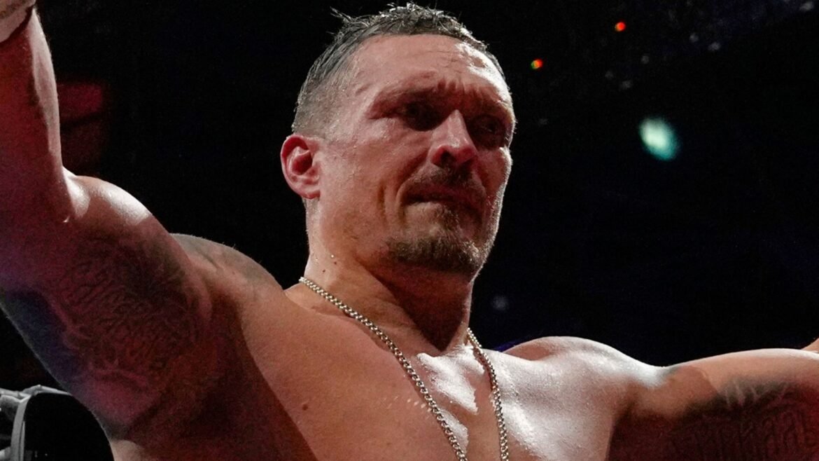 Oleksandr Usyk's manager dismisses Tyson Fury's offer to be 'backup plan' for Anthony Joshua fight amid doubt over heavyweight clash | Boxing News