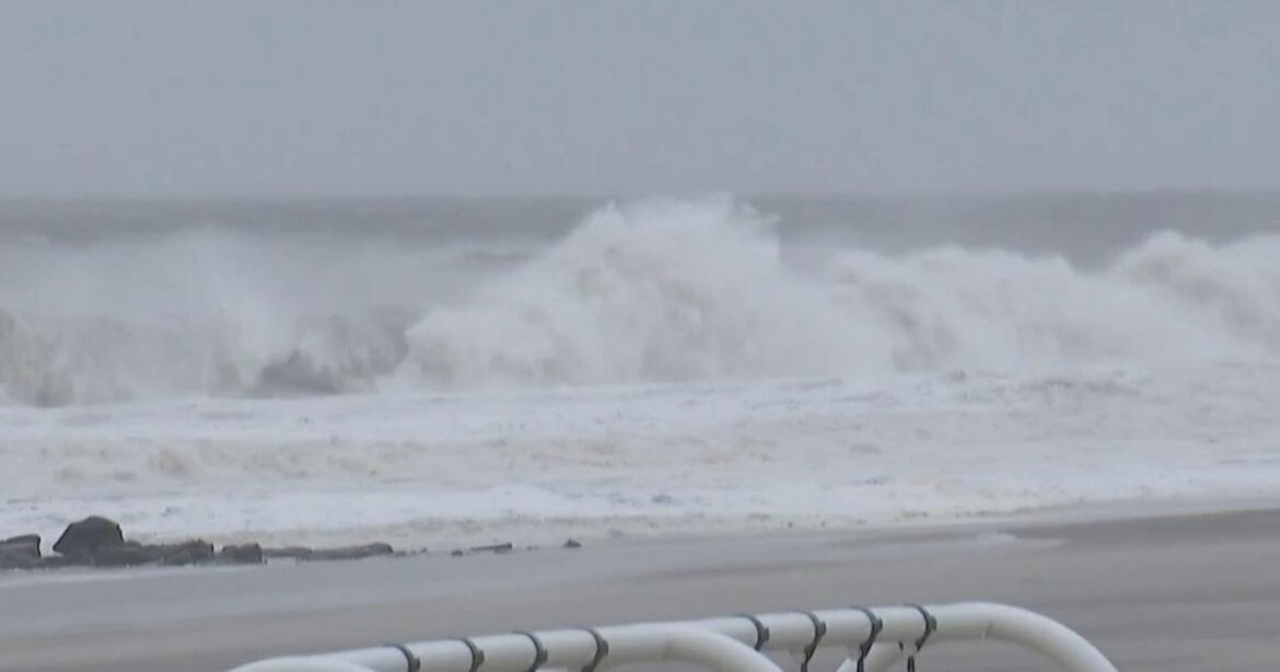 One person dead as dangerous nor'easter slams East Coast