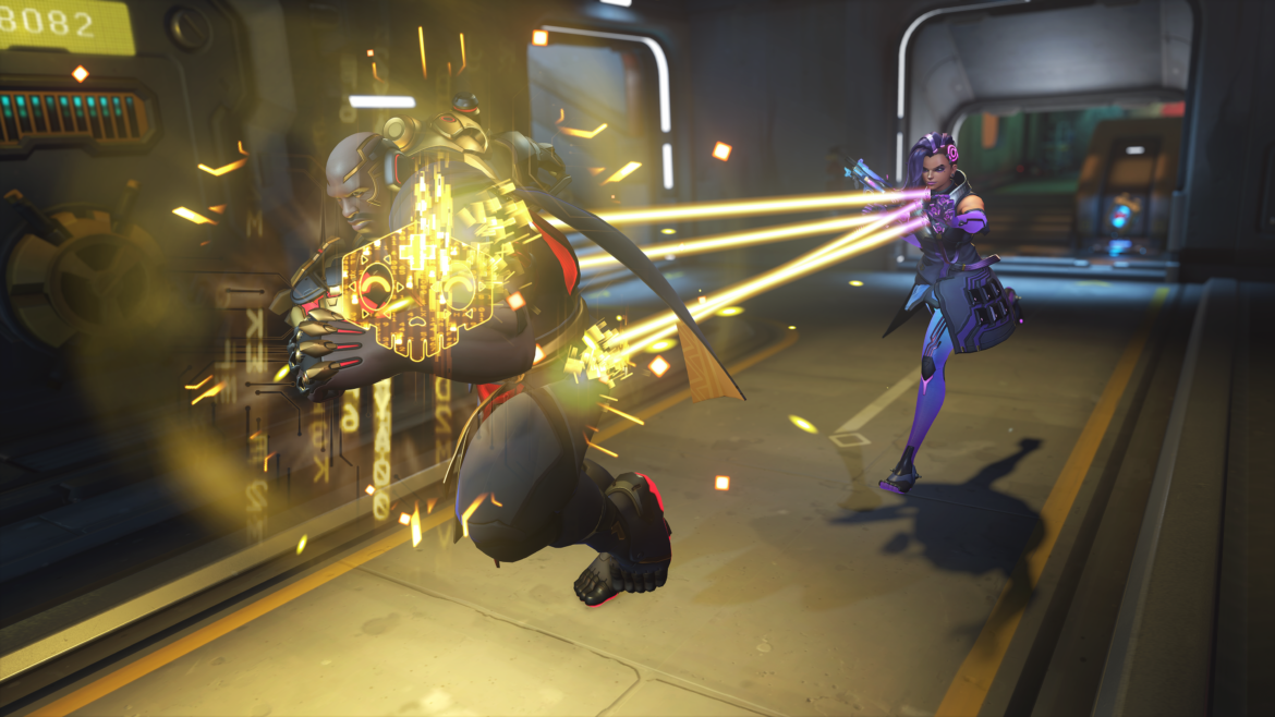 Sombra using an ability to heal Doomfist