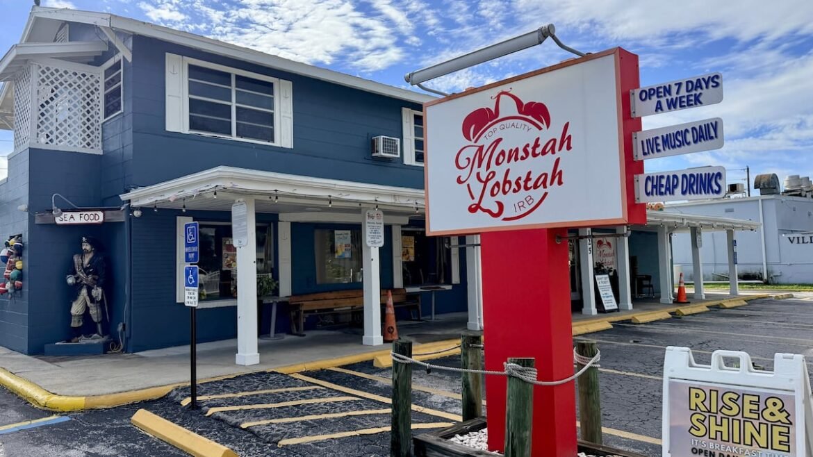 Popular Indian Rocks Beach bar closes to make way for rebuild