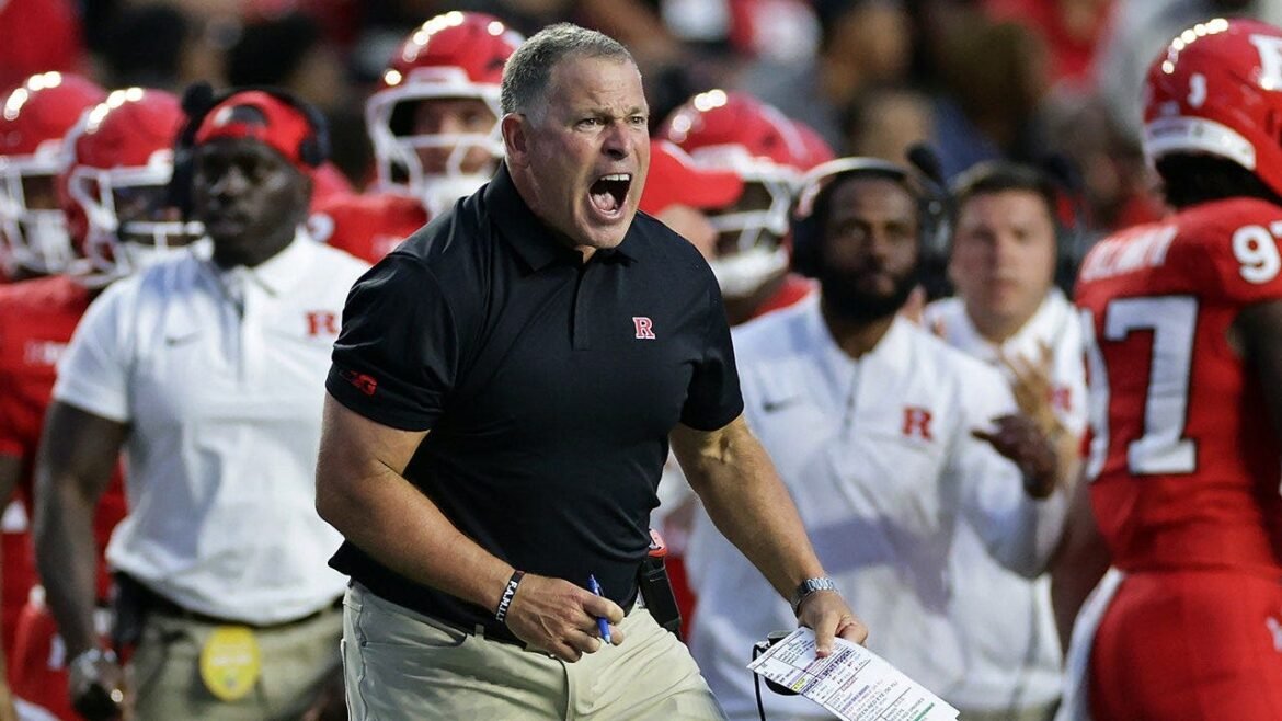 Rutgers' Greg Schiano crashes out on official after costly penalty in tough loss to USC