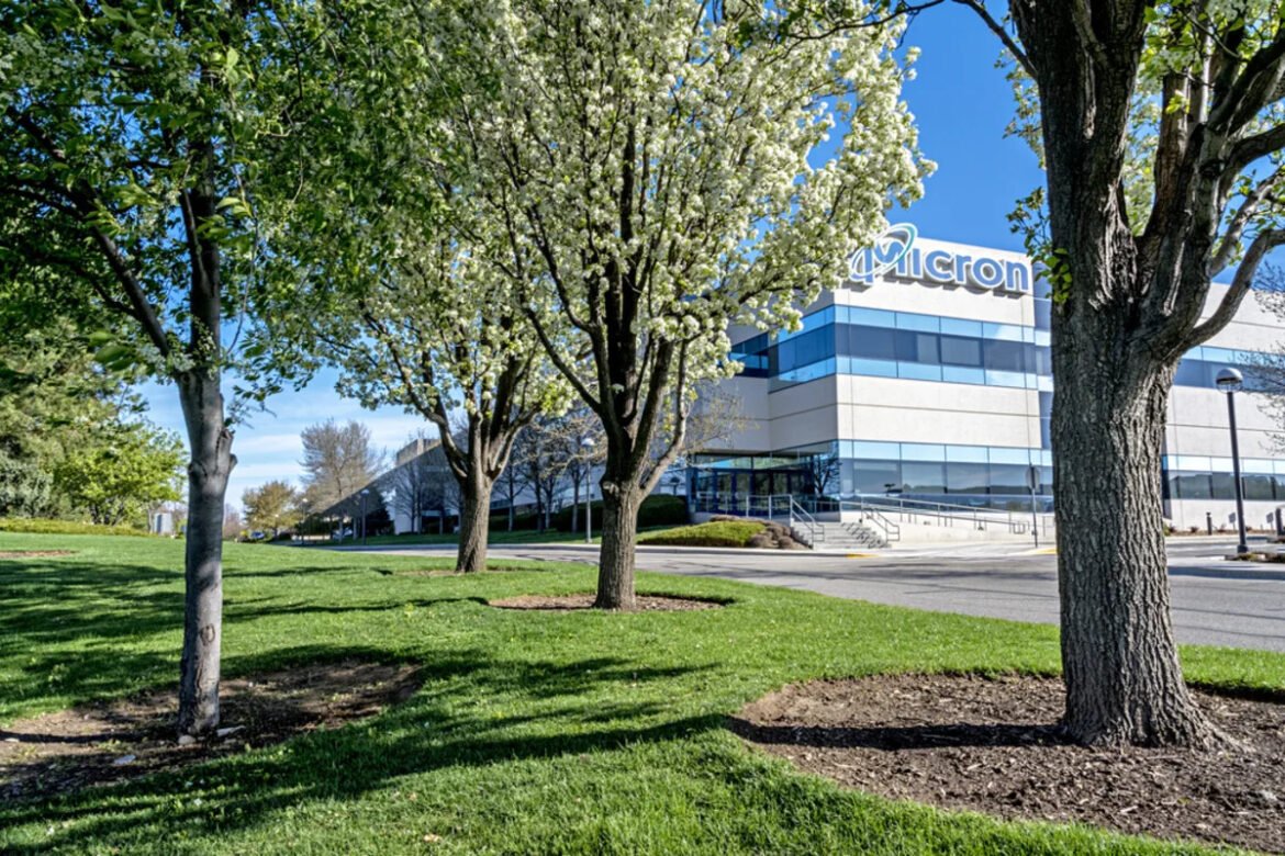 Soros Fund Management Increased Micron Nearly Eightfold. Is AI Memory Still One of the Best Chip Trades?