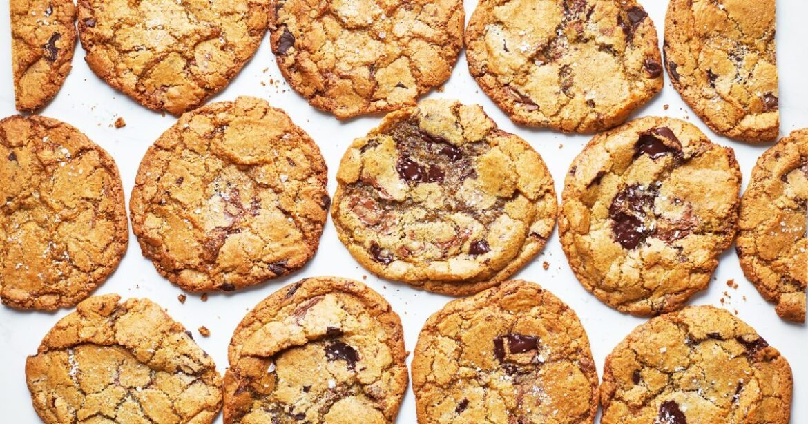 The strange trick for making bakery-style chocolate chip cookies at home