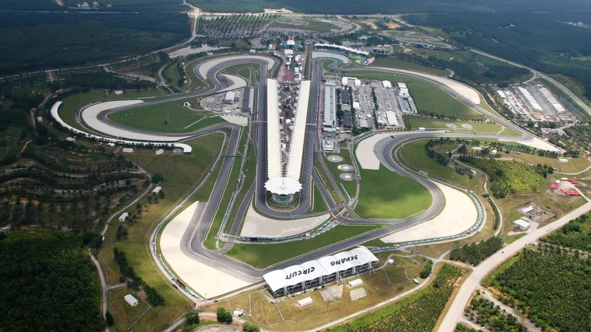 What time is the Formula 1 2026 Bahrain Grand Prix in Malaysia and how can I watch it?