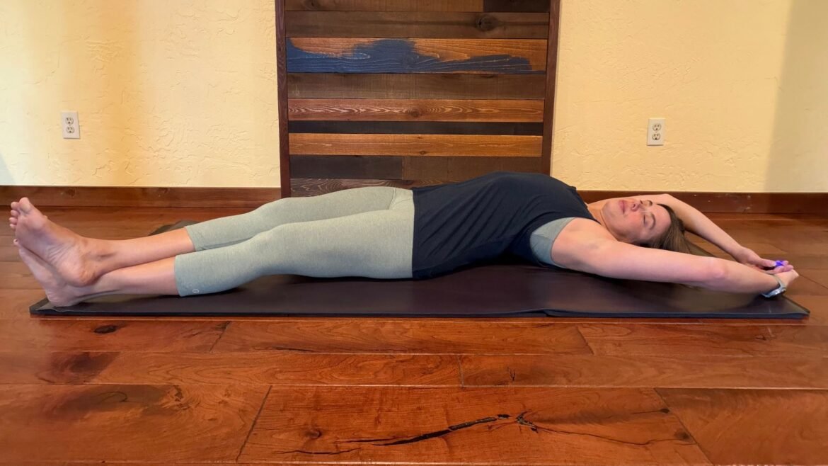Carrie Lehtonen demonstrates how to do Bananasana.