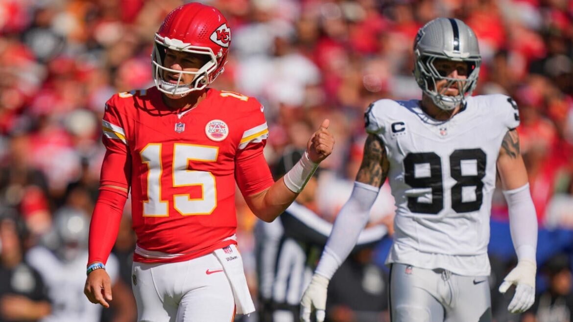 Chiefs vs. Raiders odds, picks, prediction, spread, line: NFL Week 4 start time, preview, best bets