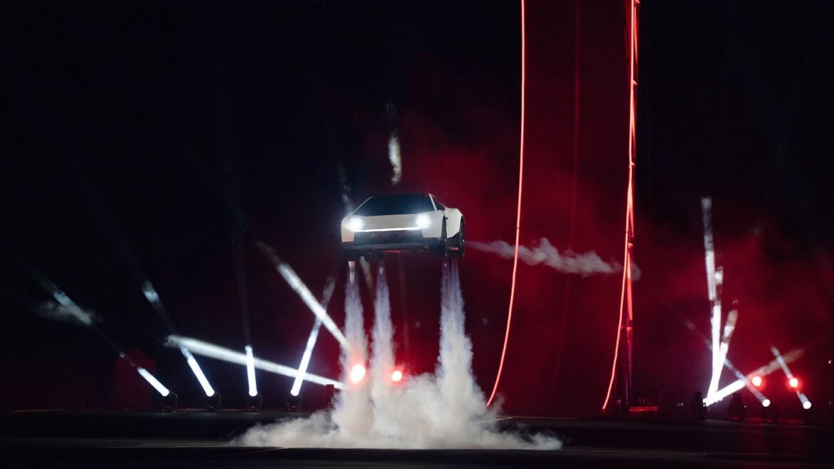 'Cute demo, but totally impractical': Experts are skeptical that Tesla's 'Rocket' Roadster could actually work in the real world