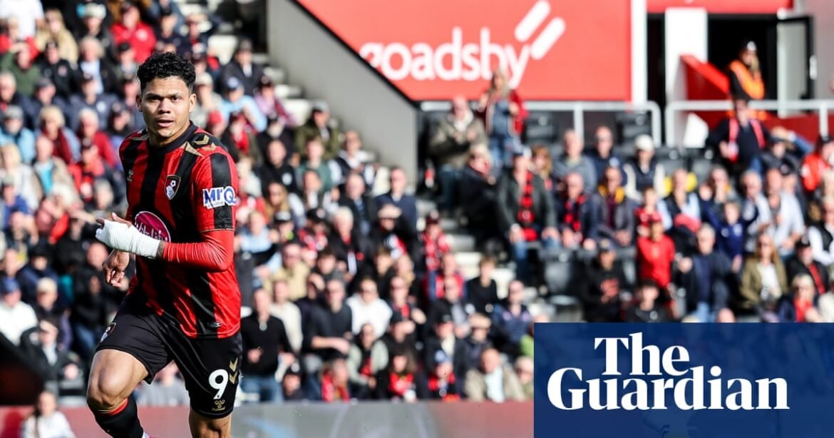 Evanilson swivels his hips to seal Bournemouth win against 10-man Sunderland | Premier League