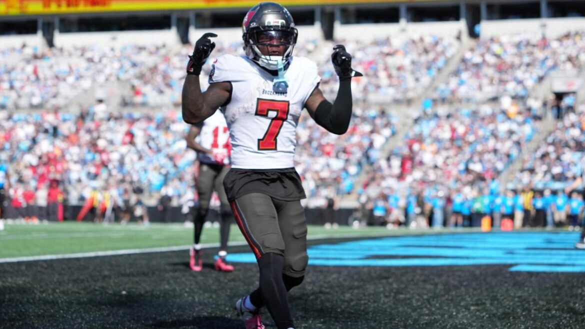 Fantasy Football Week 8 risers and fallers: Bucky Irving emerges as top-eight RB