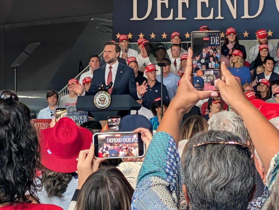 In Lakeland visit, JD Vance says Angie Nixon 'doesn't belong in America' • Florida Phoenix