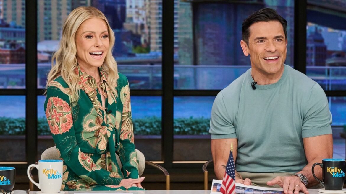 Kelly Ripa and Mark Consuelos' Rescue Dog Has a 'Parasite'