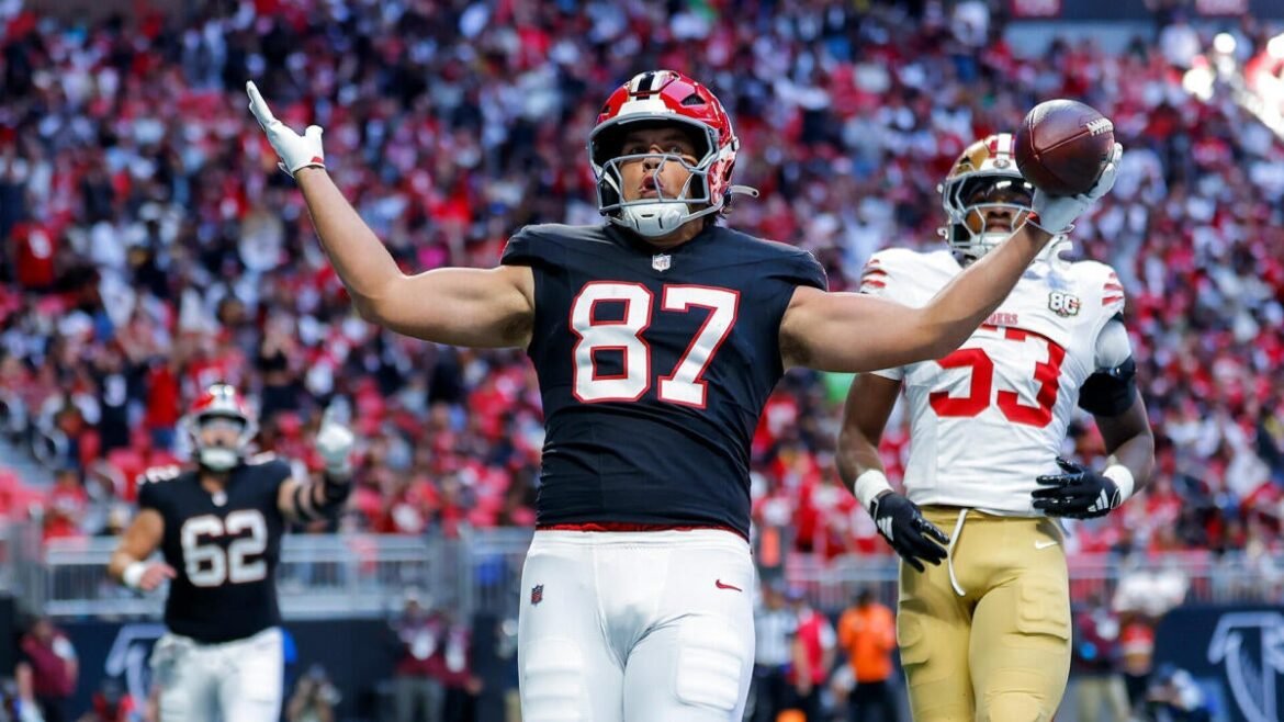 NFL Week 7 grades: Falcons, Buccaneers earn solid 'A' marks;+ Panthers flop with a resounding 'F'