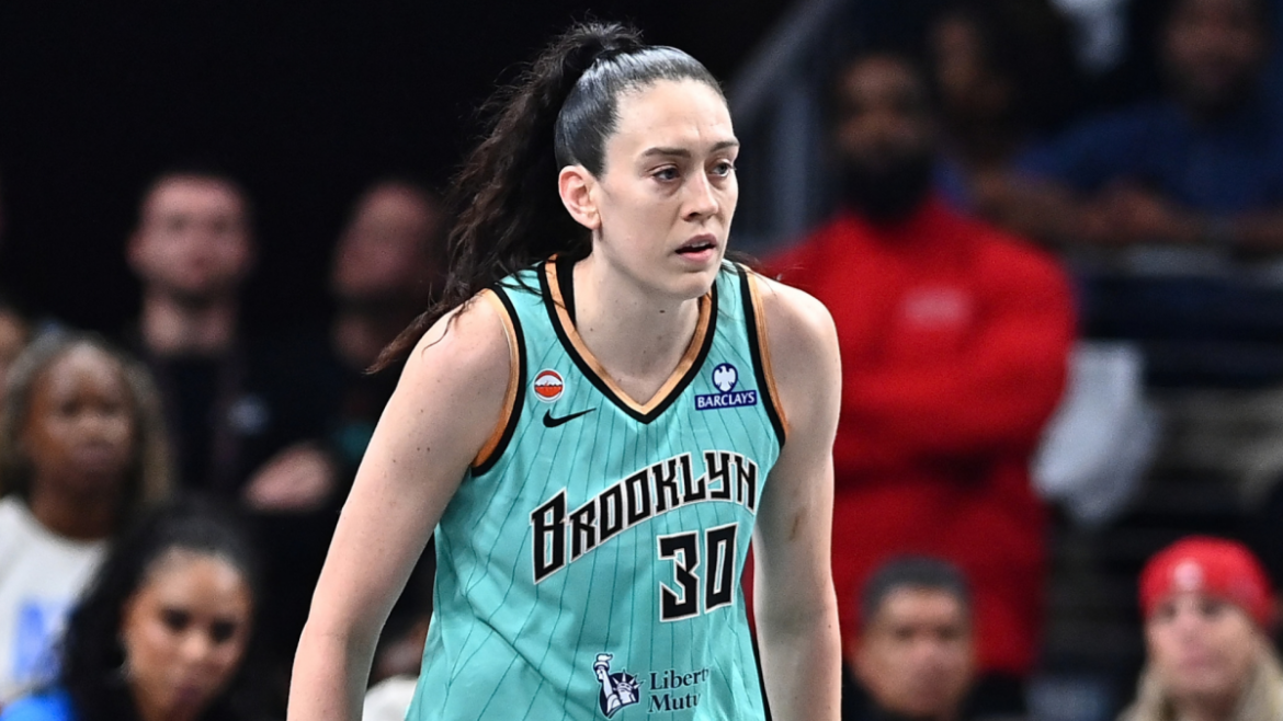 Refs refute Breanna Stewart's claim that they said Liberty had no timeouts left in final seconds of Dream loss