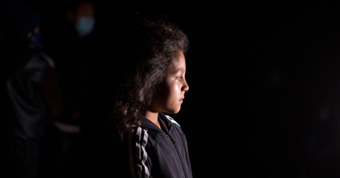 Senators Blast Trump’s Plan to Rig Child Deportation Proceedings – Mother Jones