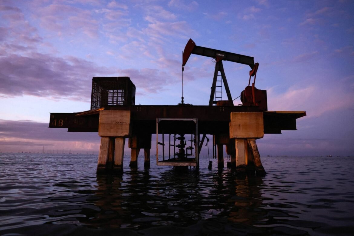 Trump touted a record Venezuela oil deal. Now reality is setting in