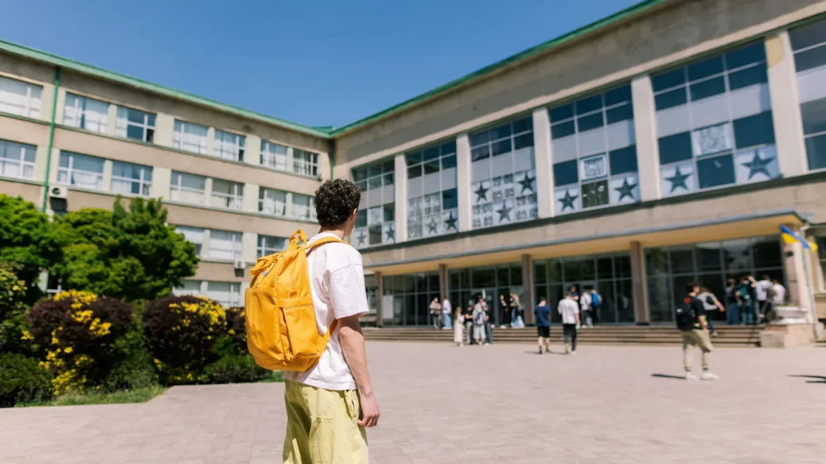 Week in review: International student policies in flux