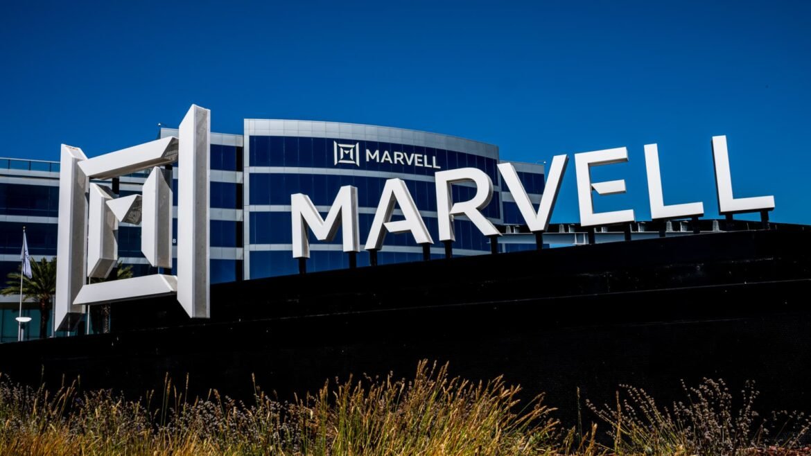 What Marvell's rosy long-term guidance means for our AI chip stocks